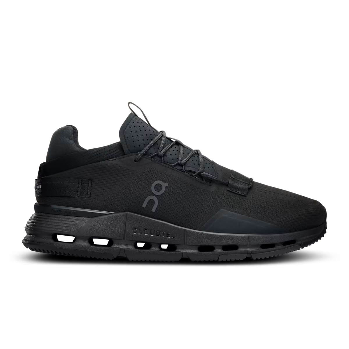 Running Cloudnova 2 — All Black