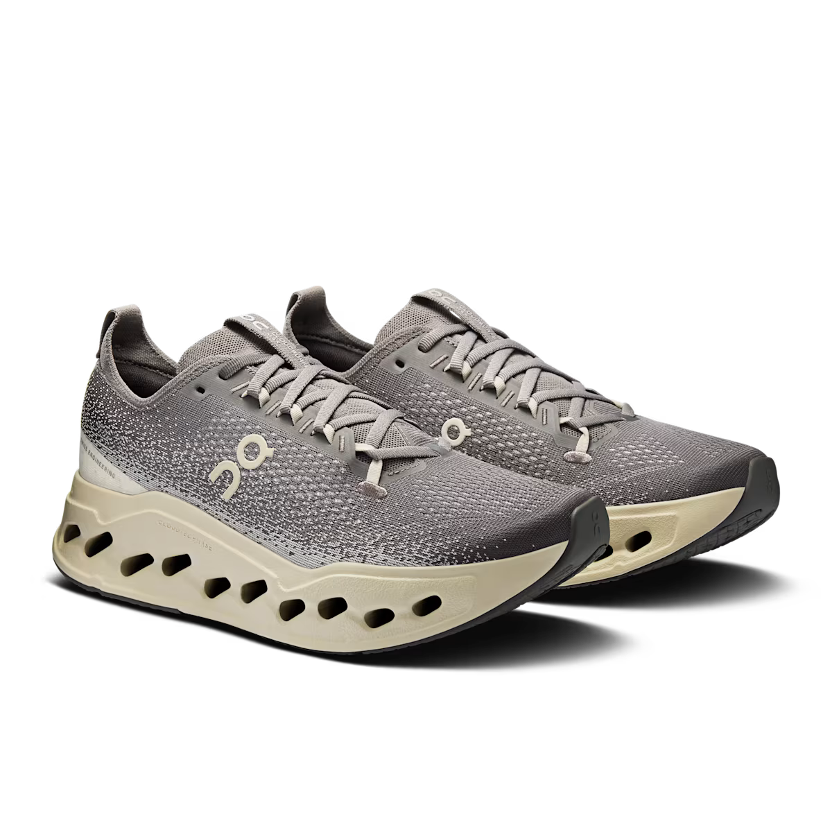 Running Cloudsurfer Max — Asphalt Ice