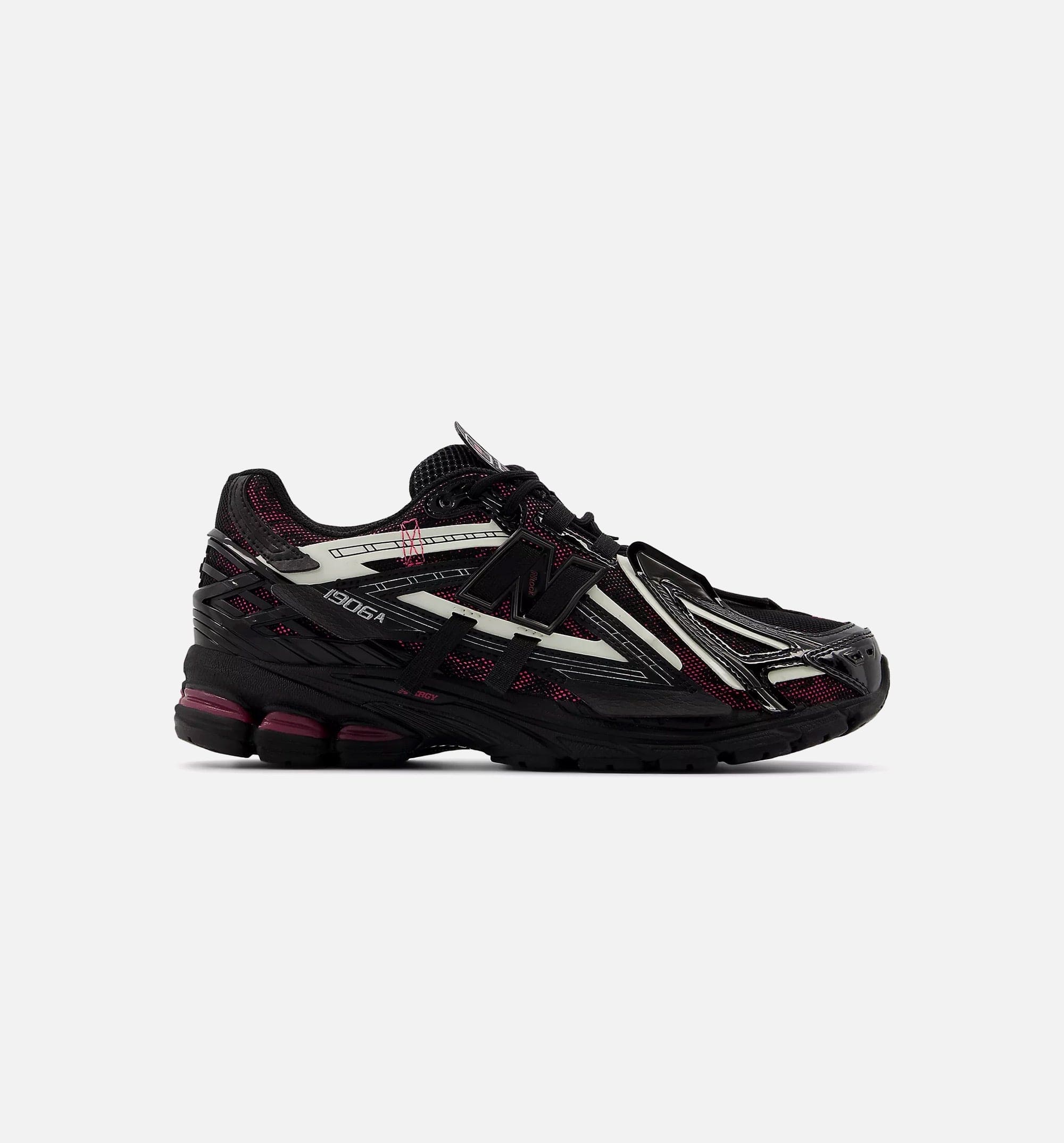 1906A Mens Lifestyle Shoe - Black/Dragon Berry/White